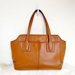 Authentic Coach F27661 Taylor Leather Bette Mini Carryall Shoulder/Crossbody Bag